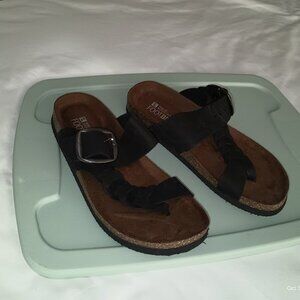 Comfortable and cute sandals